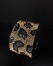 Load image into Gallery viewer, Yeni Leopard Armband
